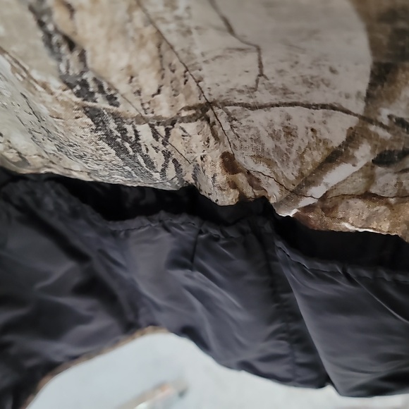 Realtree XL-XXL leaf vest - Picture 10 of 17